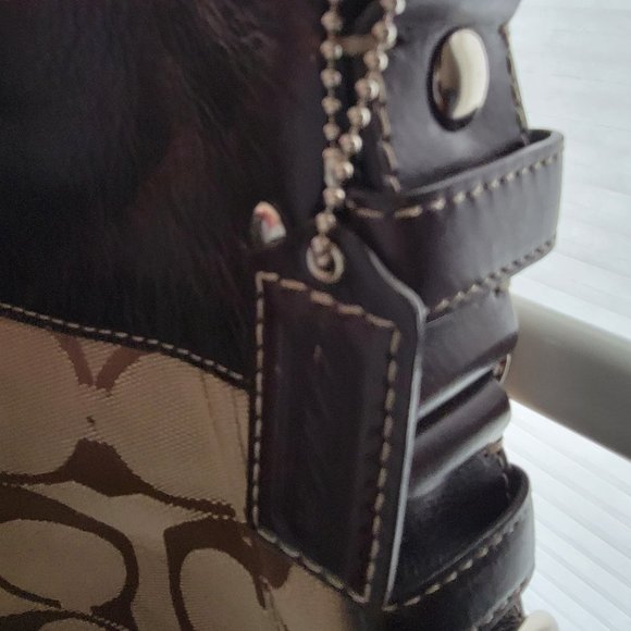 Coach Brown Signature Zoe Hobo Purse EUC! F12674 - Picture 8 of 16